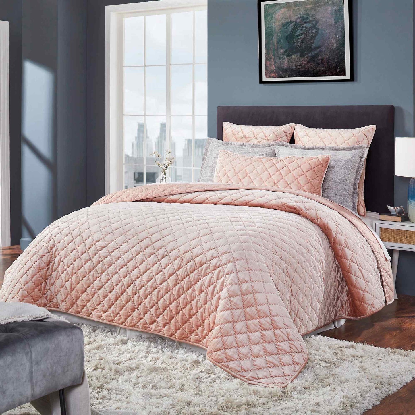 Clermont King Quilt in Rose
