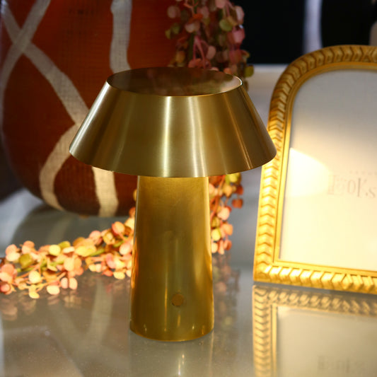 Sesa Short Accent Rechargeable Table Lamp
