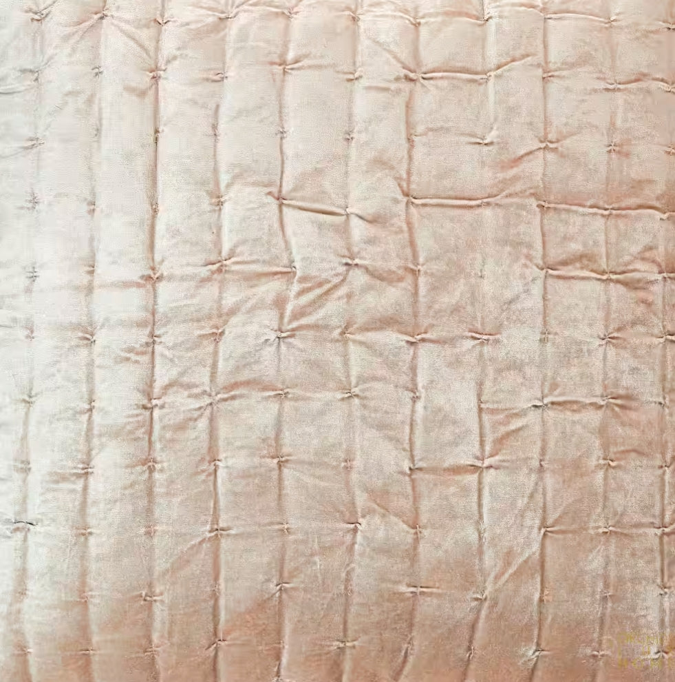 Luna Velvet Quilt in Champagne - King