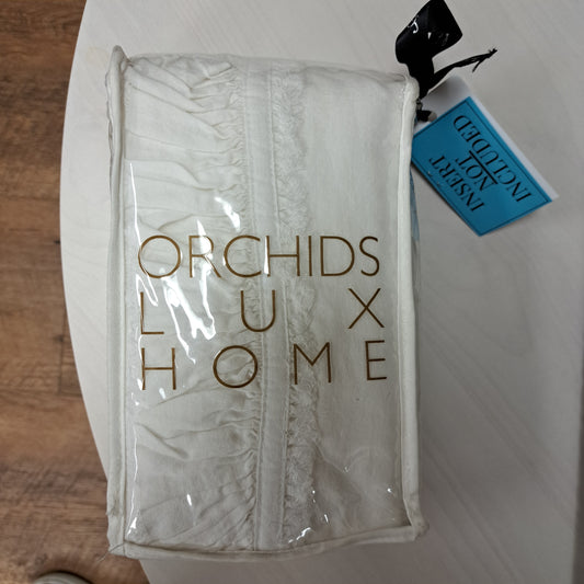 Ruffles Standard Sham Pair