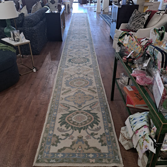 2'10" x 31'9" Turkish Oushak Runner