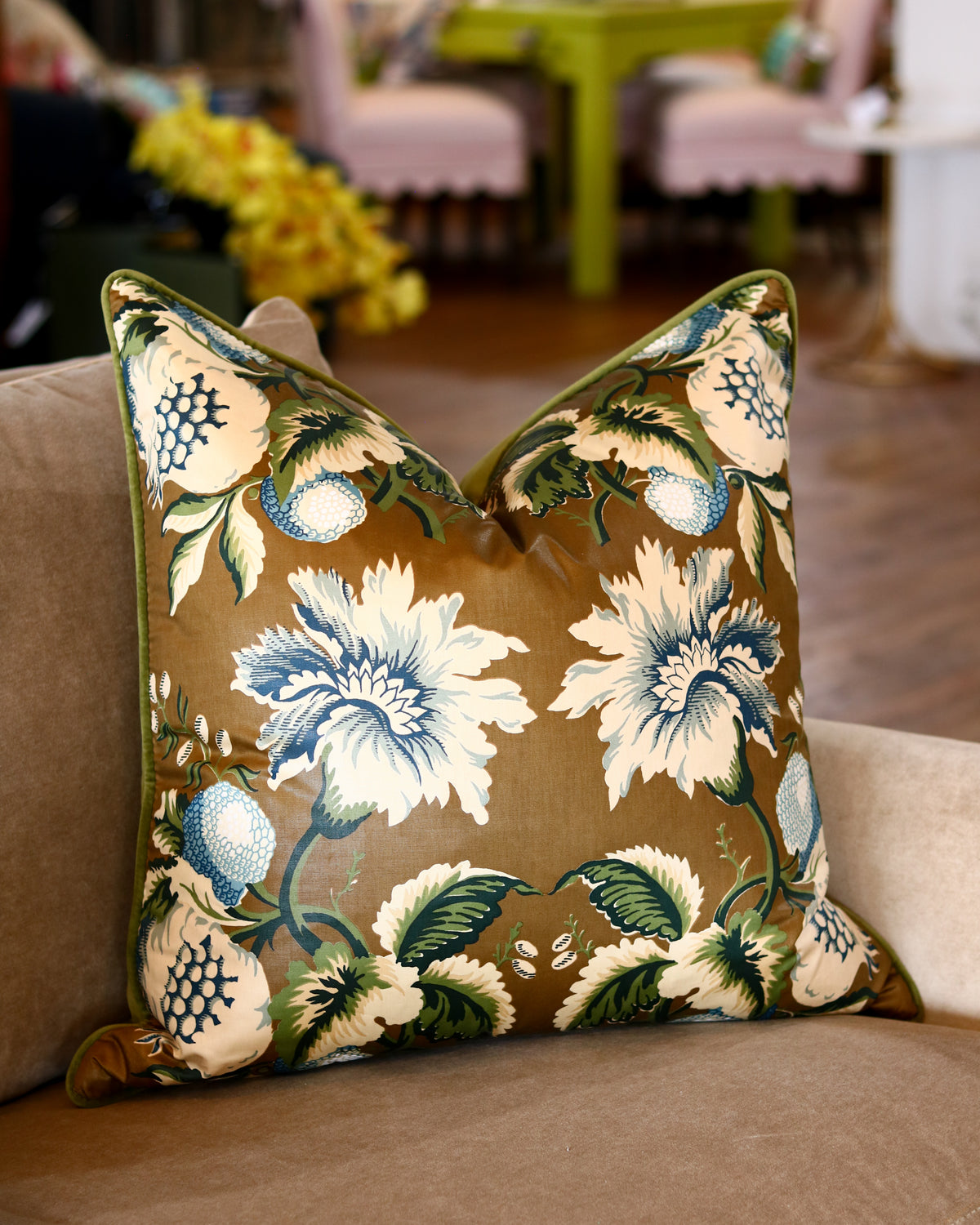 Lee Jofa Jessup Pillow - 22"