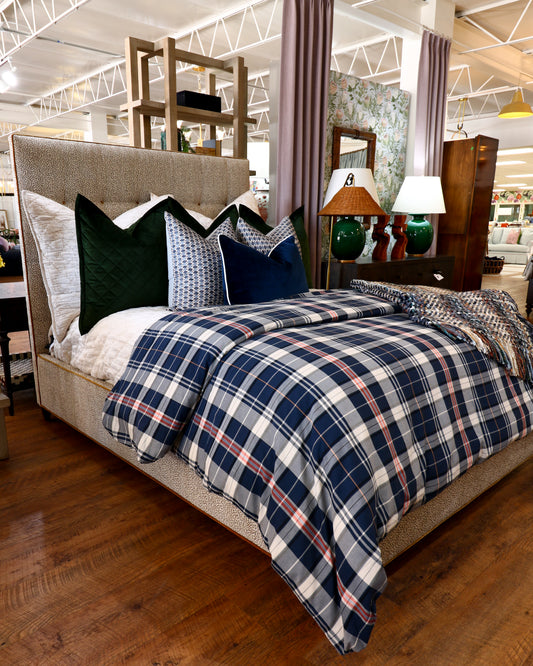 Upholstered Biscuit Tufted Queen Bed