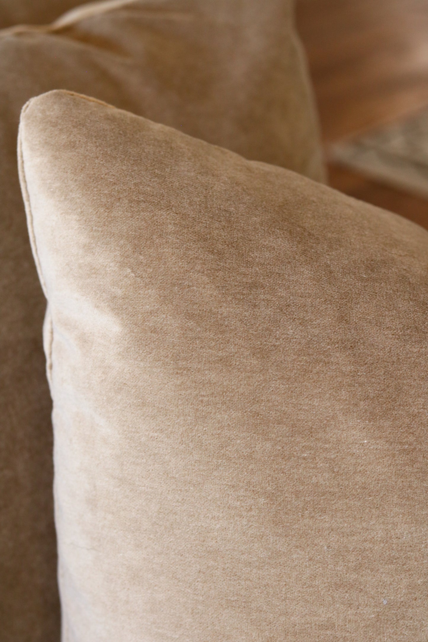 Lilah Bench Cushion Sofa