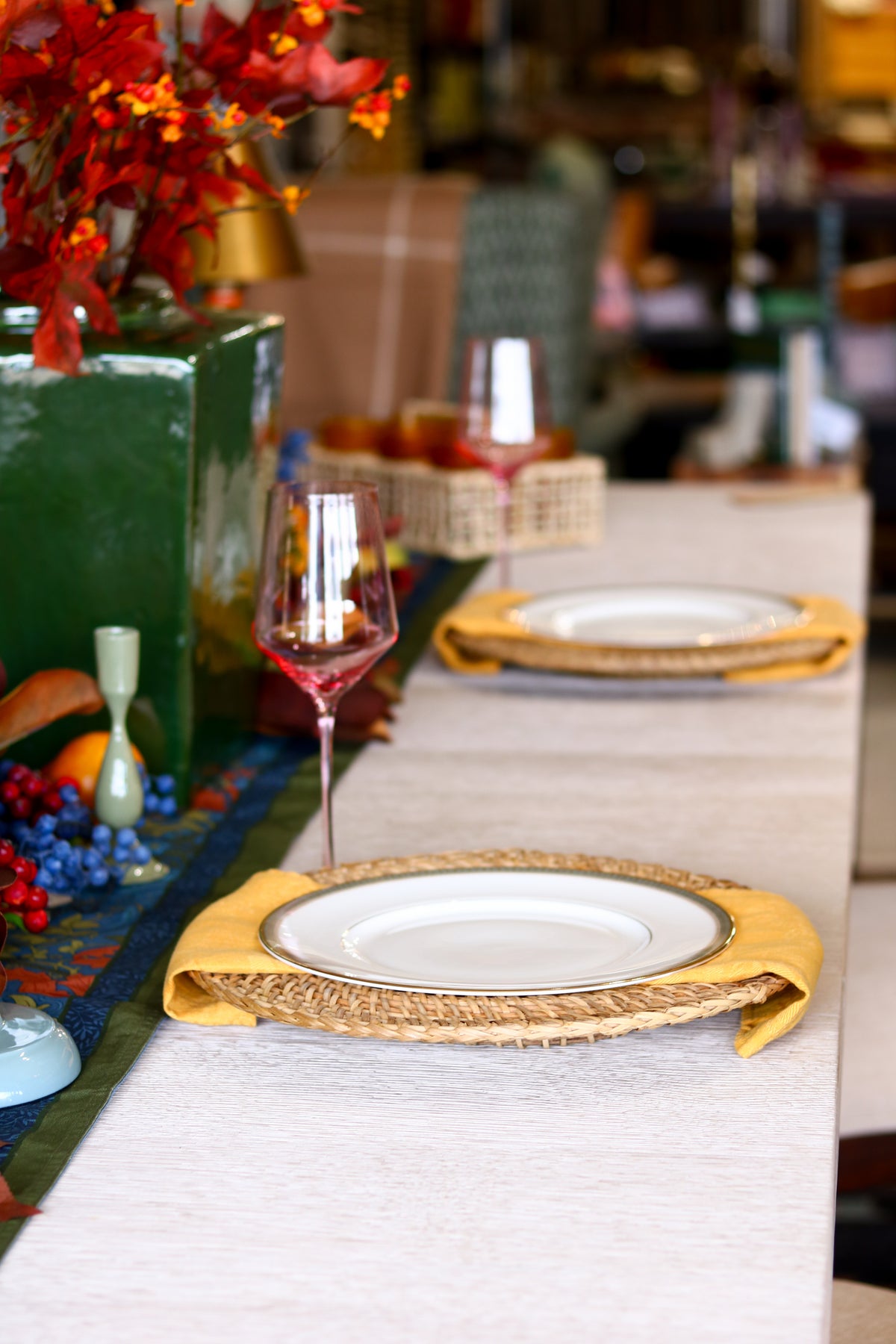 Modern Mist Dining Table