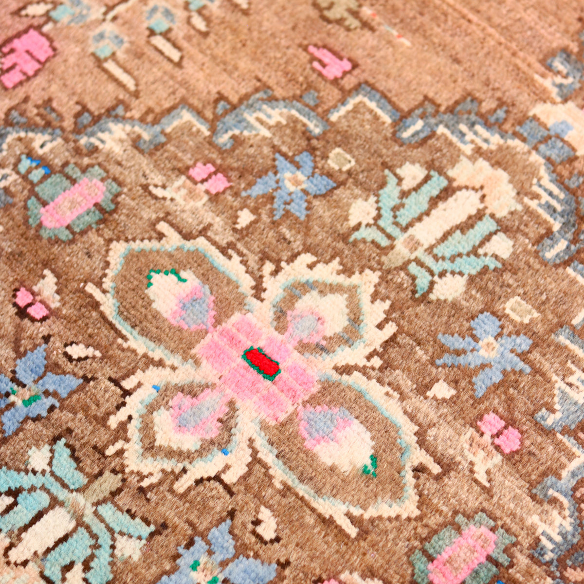 2'9" x 8'6" Orange Angora Oushak Runner