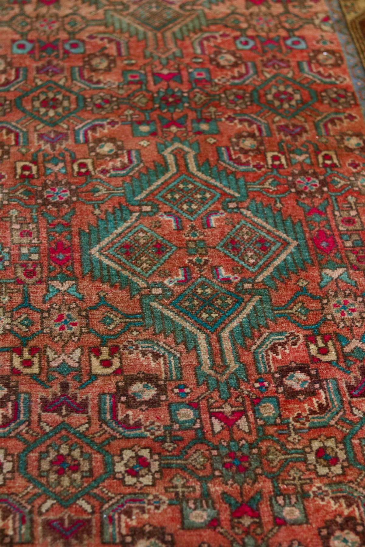 2'9" x 9'4" Orange & Pink Angora Oushak Runner