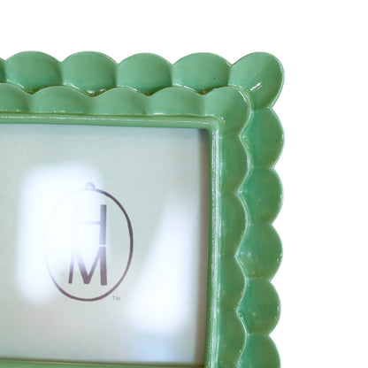 Square Scalloped Photo Frame