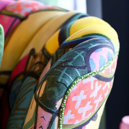 Balloon Thief Upholstered Chair