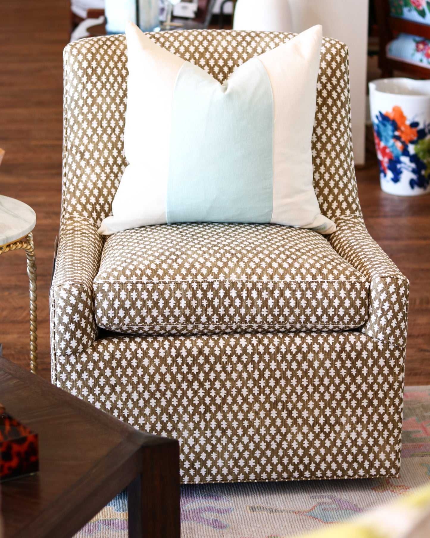 Brown Acorn Swivel Chair