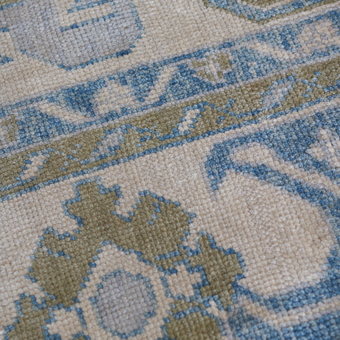 8'4" x 10'4" Turkish Oushak Rug