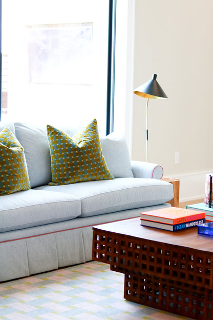 Magnolia Sofa in Scatter Sky