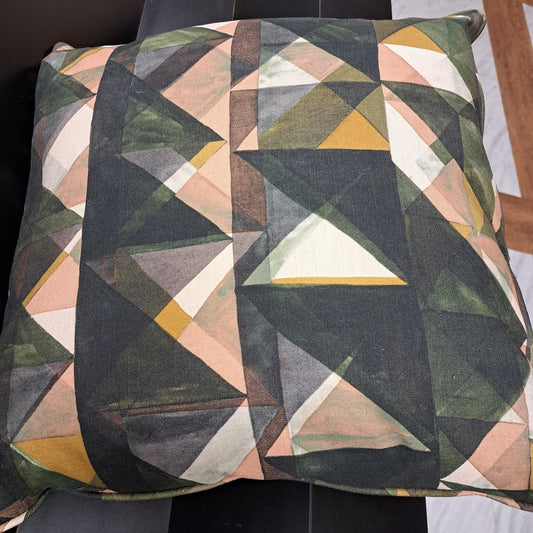 22" Geometric Pillow