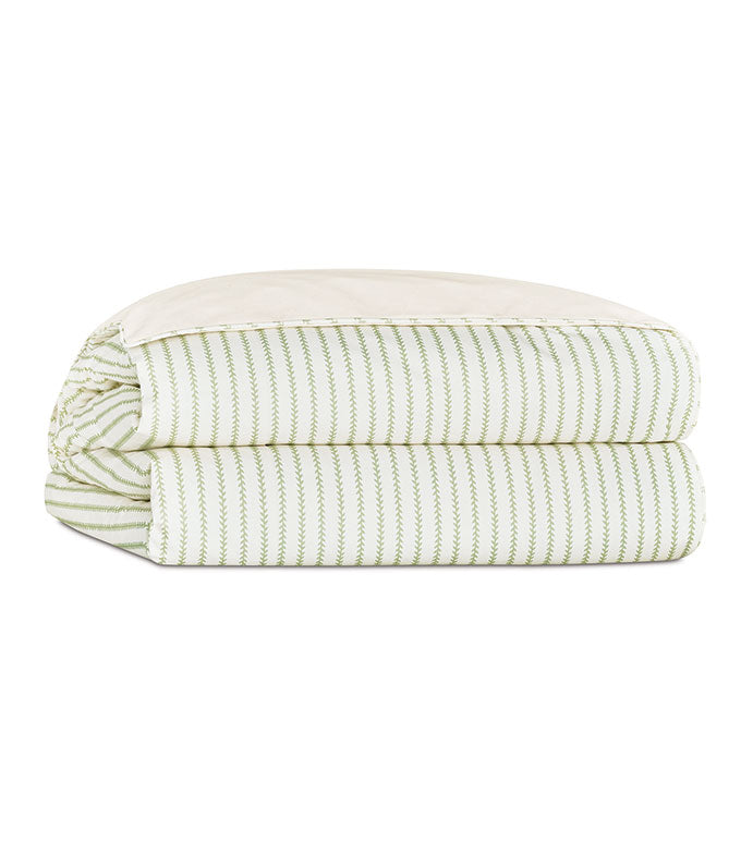 Manderley Vine Hand-Tacked Comforter - 92" x 96"